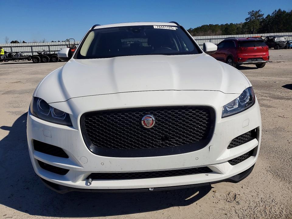 2017 Jaguar F-pace Premium