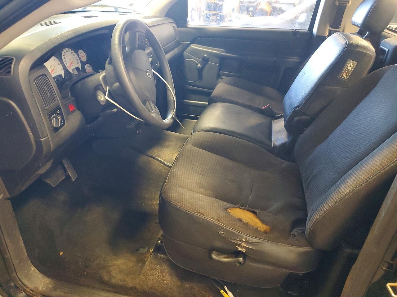 2005 Dodge RAM 1500 ST