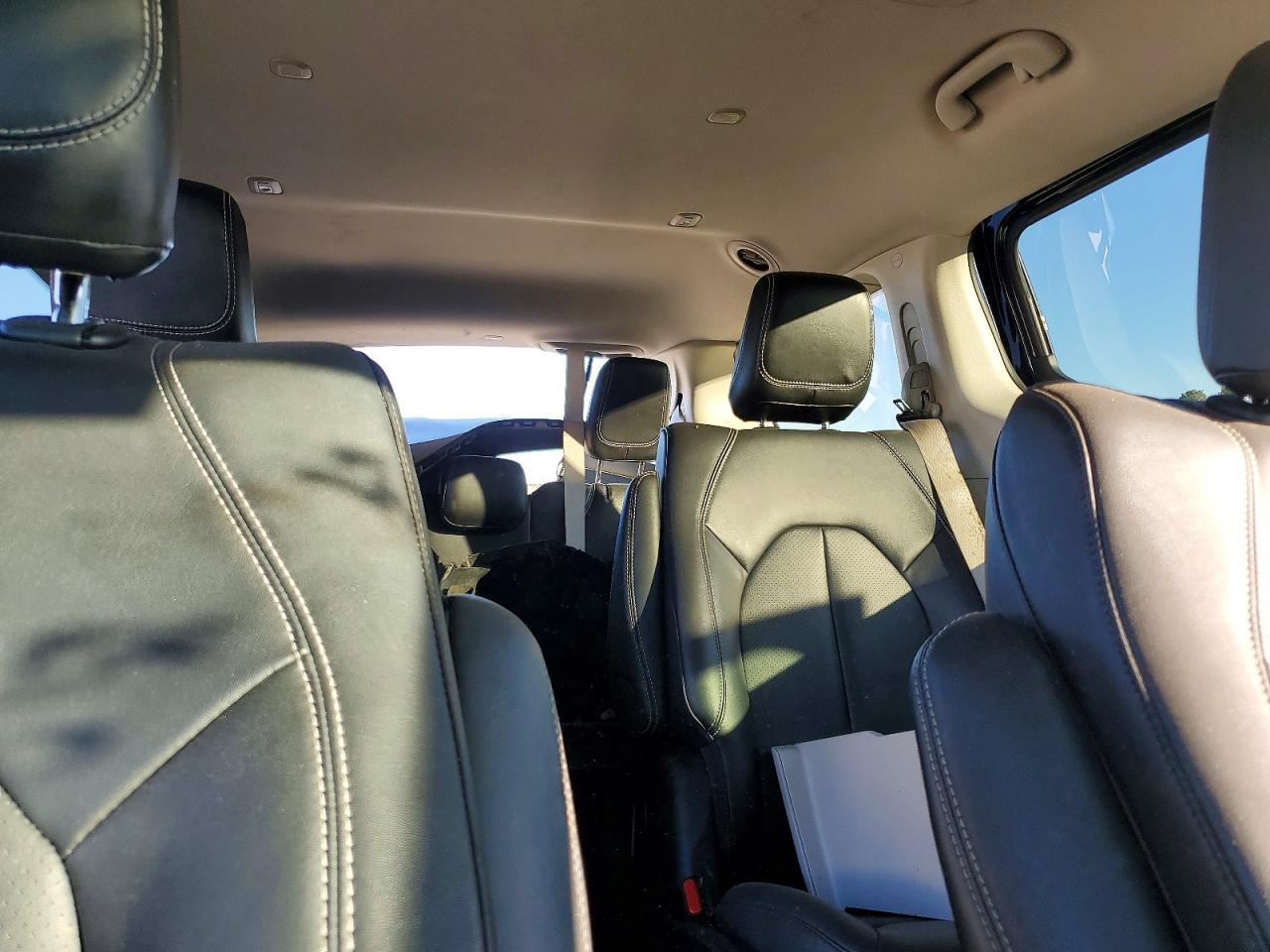 2024 Chrysler Pacifica Hybrid Select