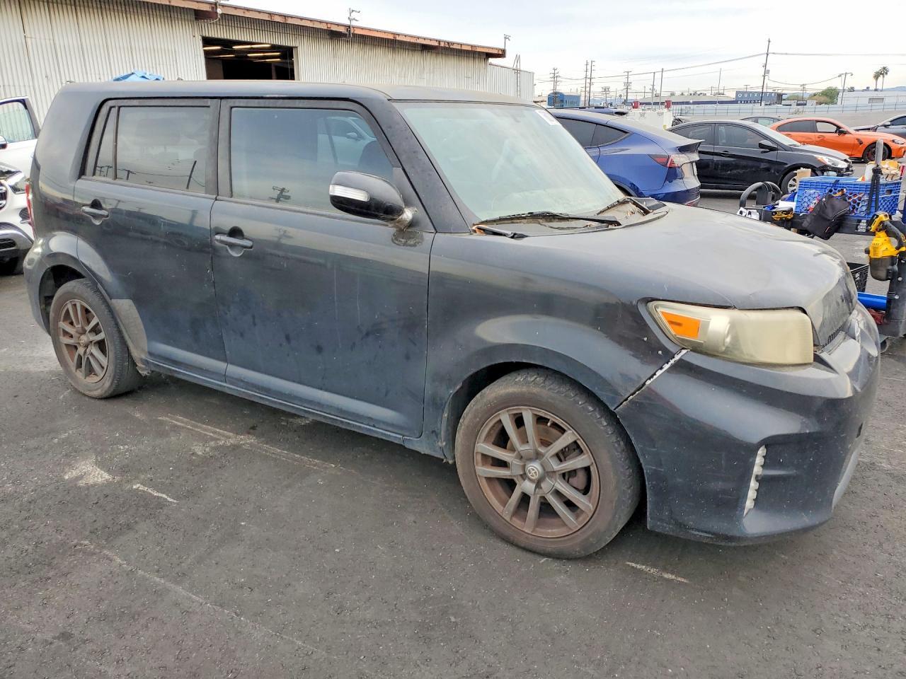 2013 Scion XB