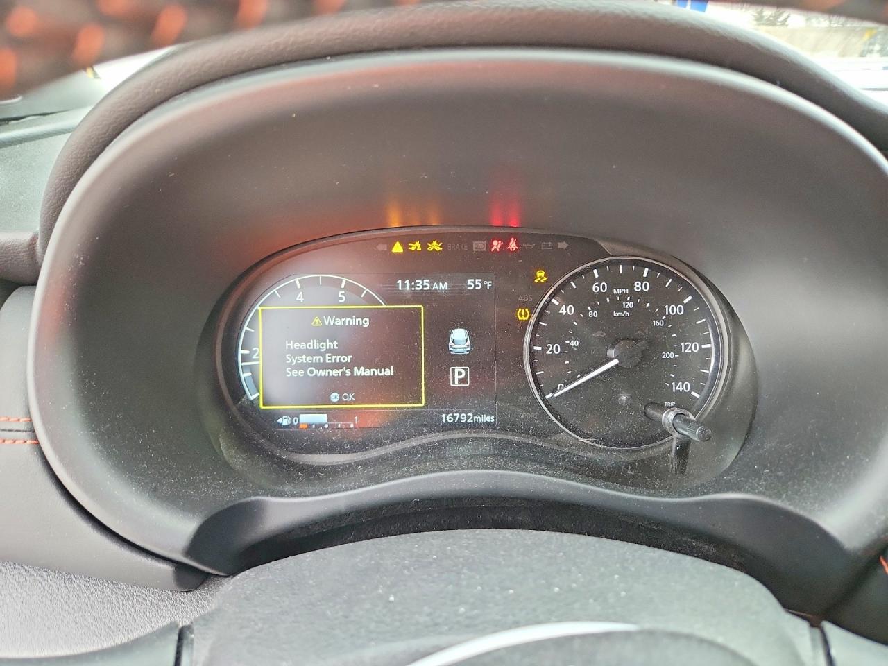 2024 Nissan Kicks sr