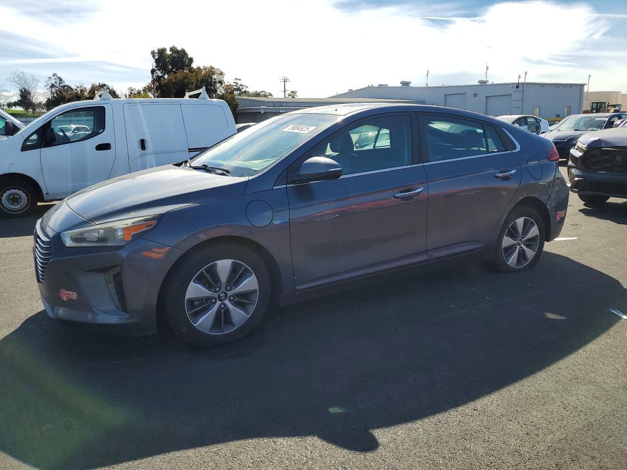 2018 Hyundai Ioniq Plug-in Hybrid Limited