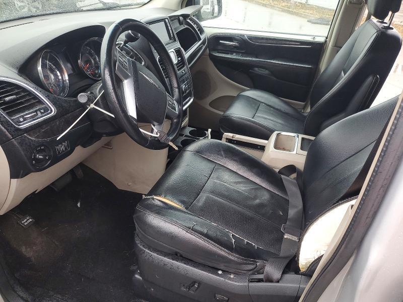 2012 Chrysler Town & Country Touring