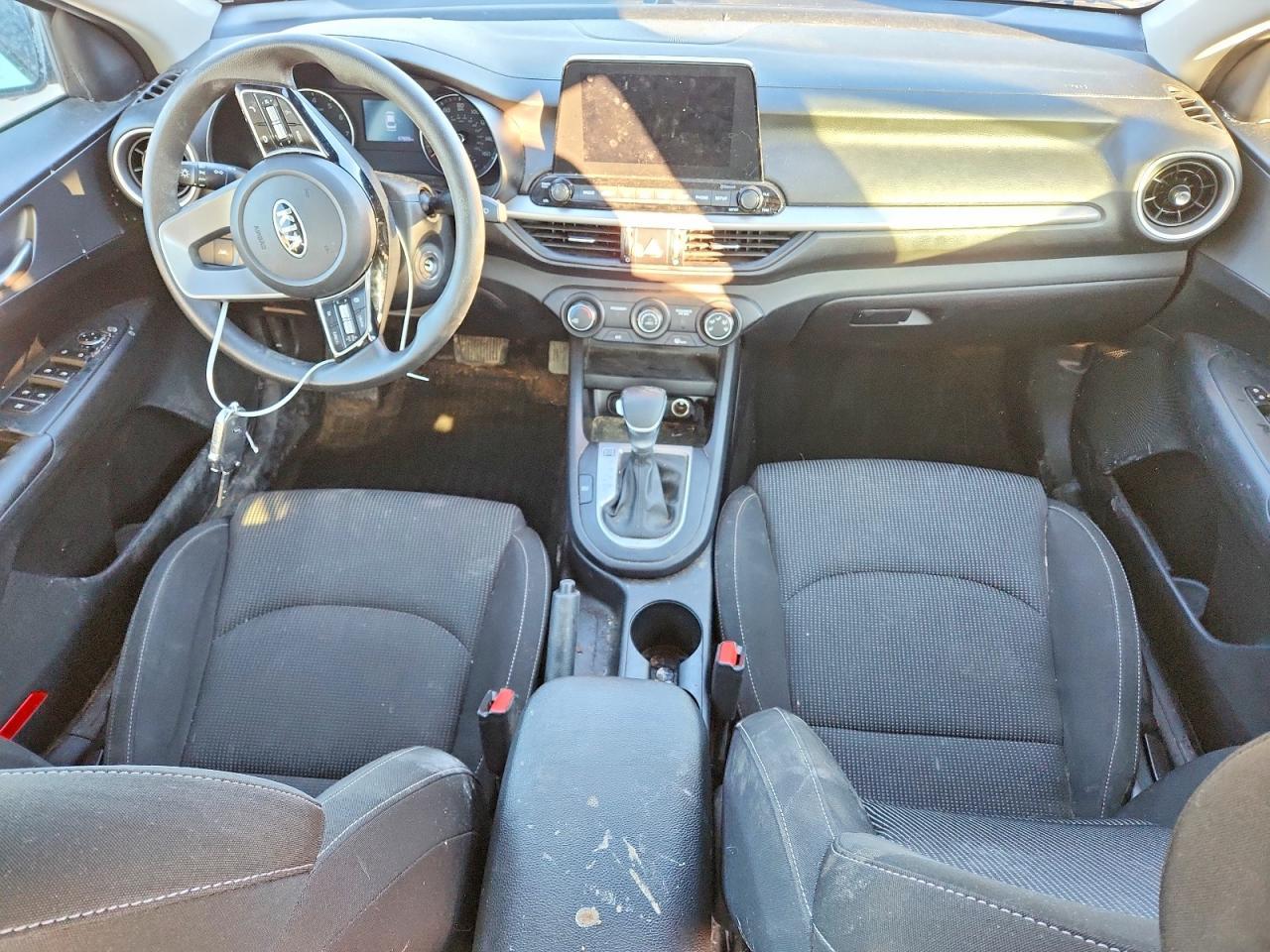 2021 KIA Forte fe