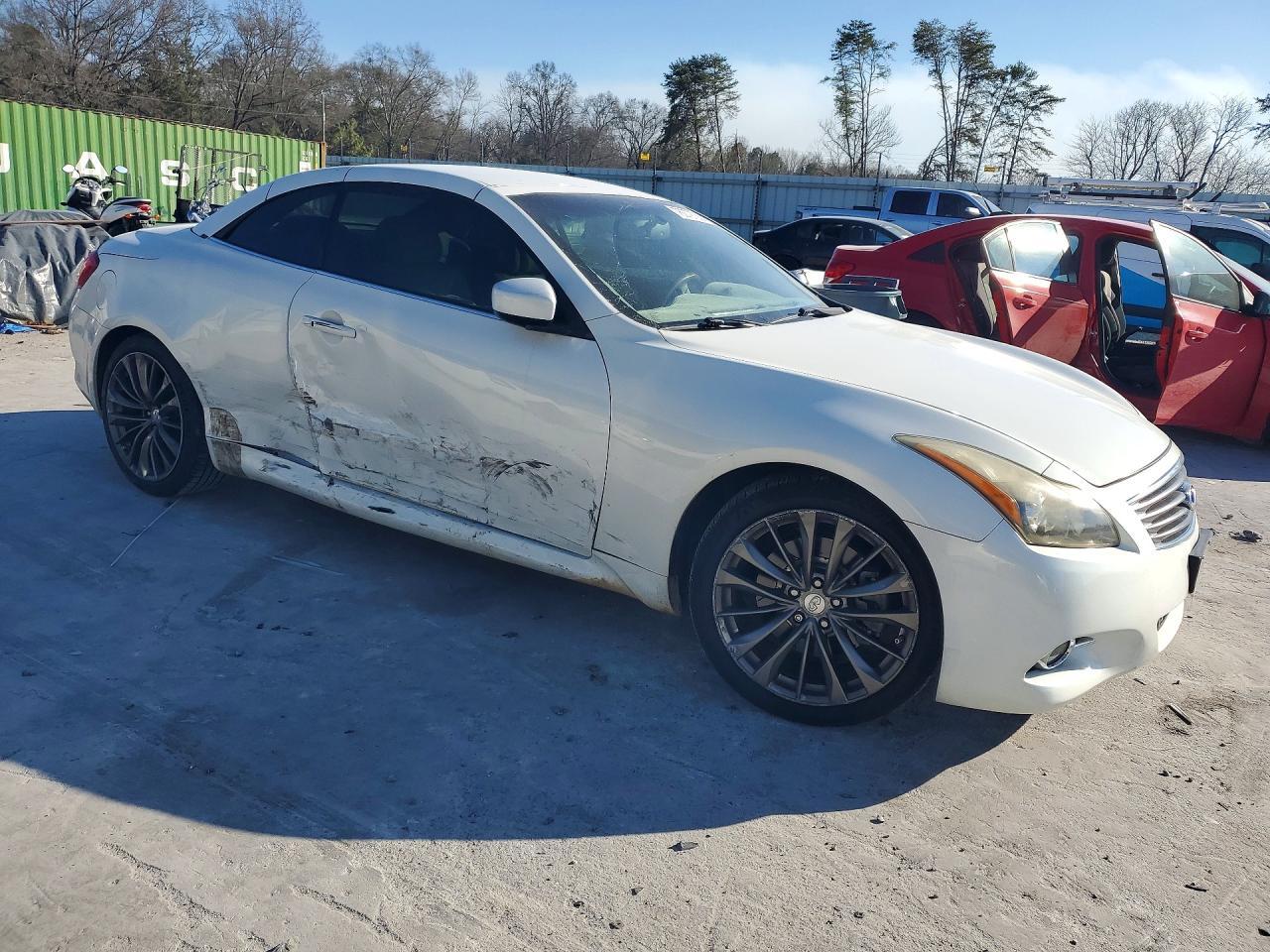 2011 Infiniti G37 Base