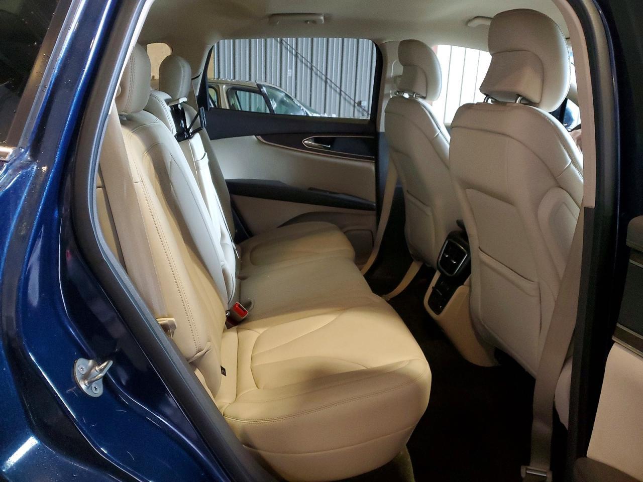 2017 Lincoln Mkx Select