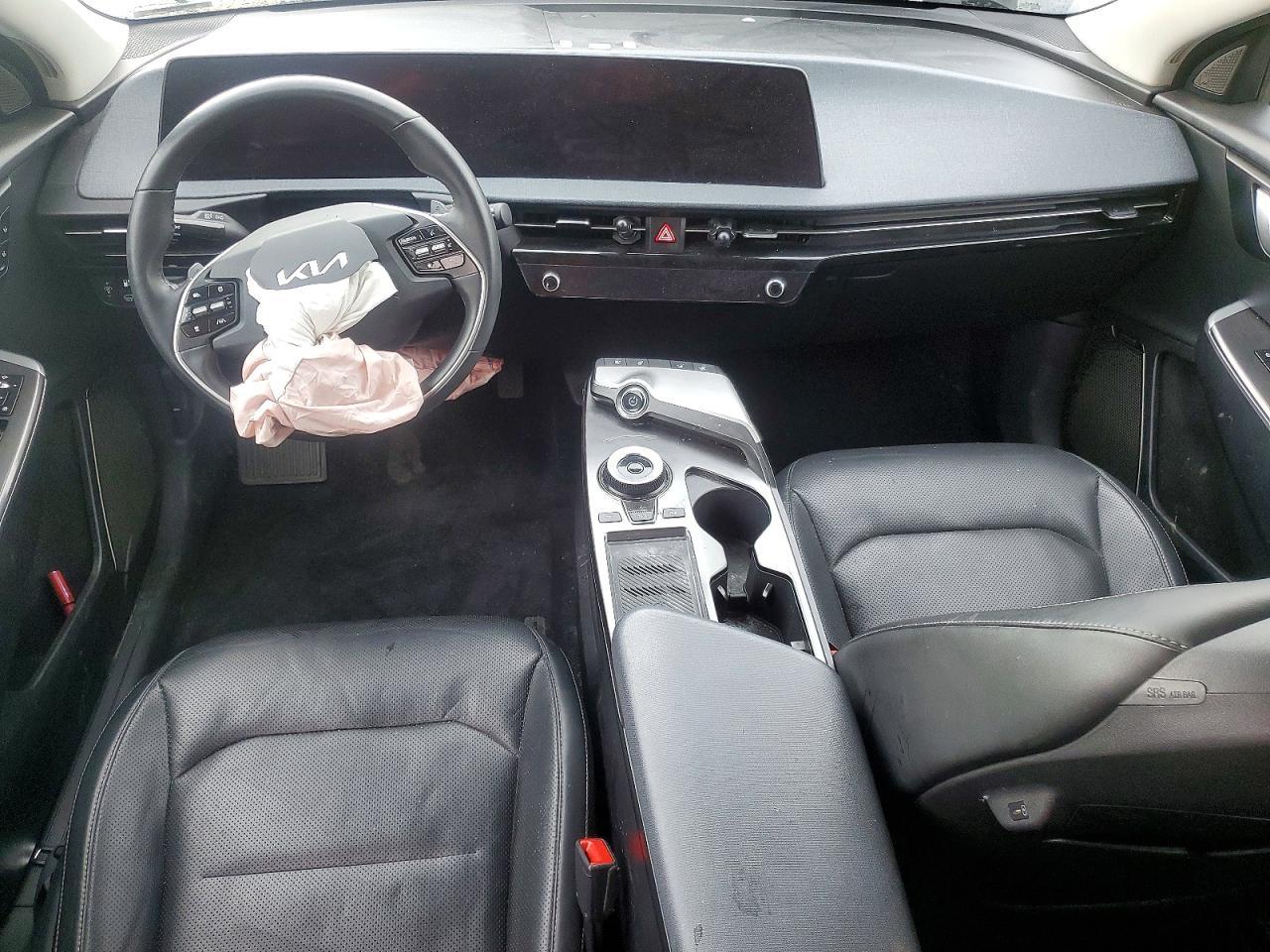 2023 KIA EV6 Wind