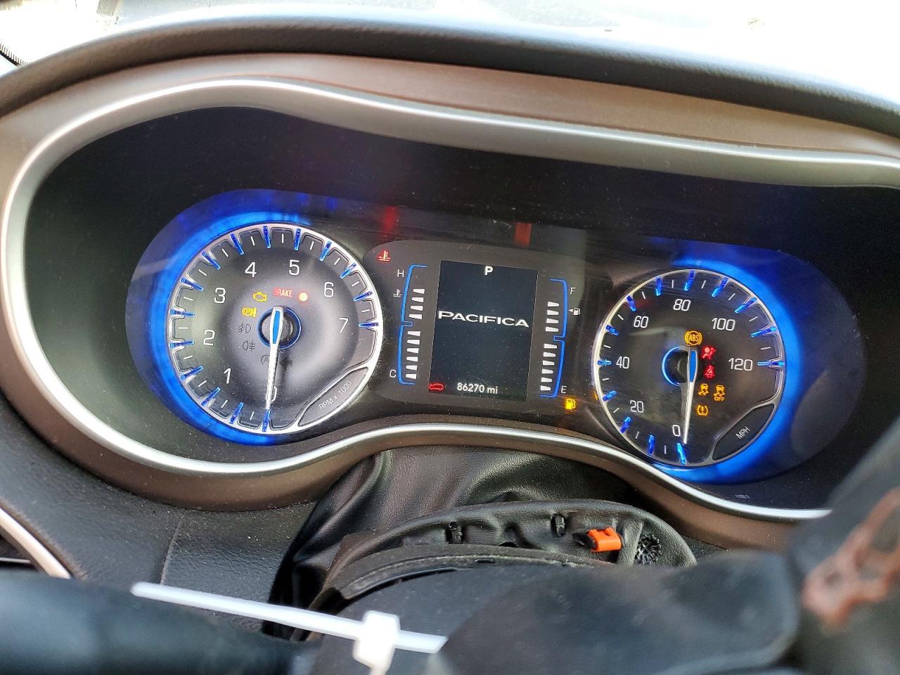 2019 Chrysler Pacifica Touring l