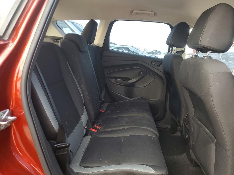 2015 Ford Escape s