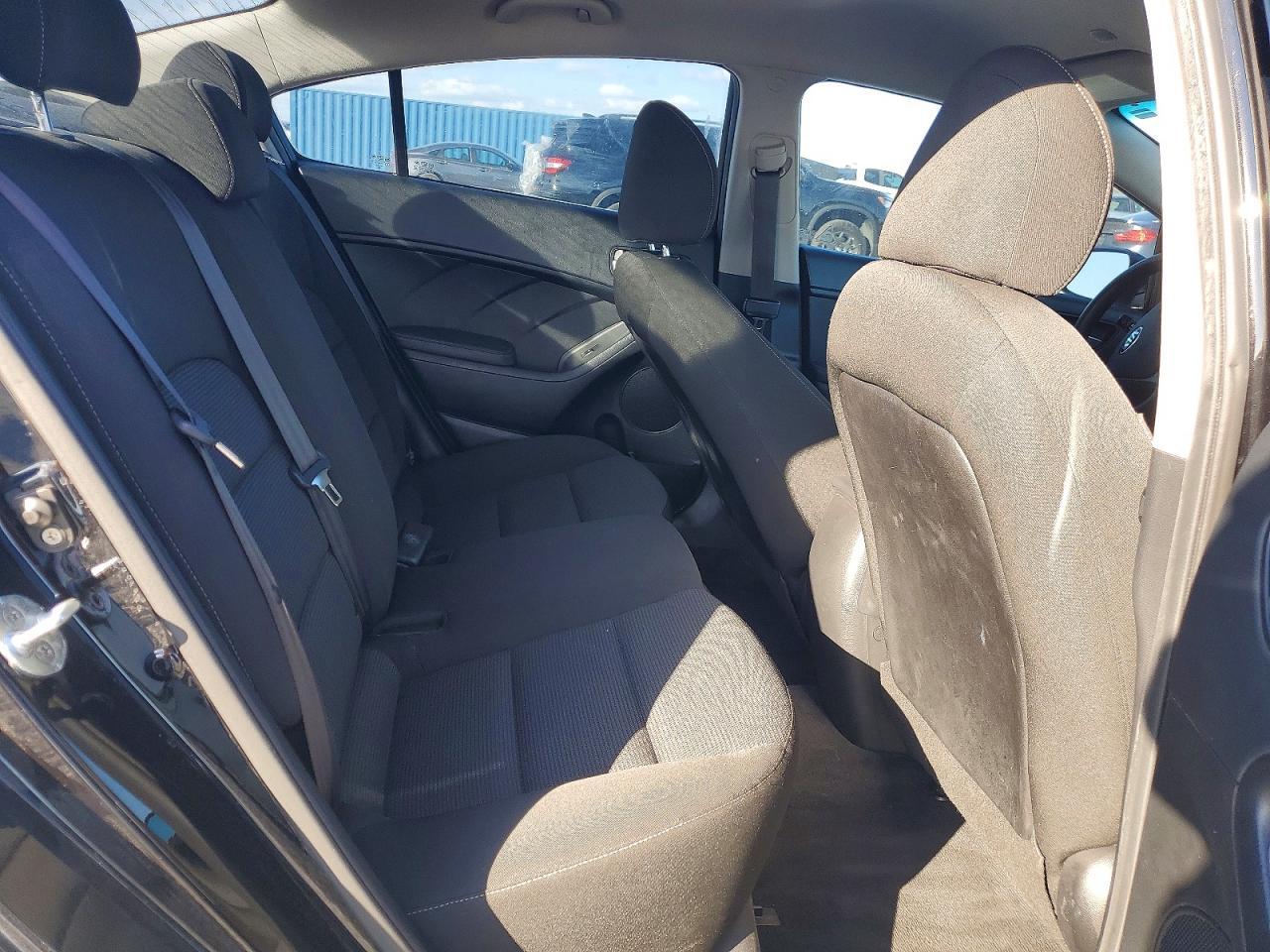 2017 KIA Forte lx