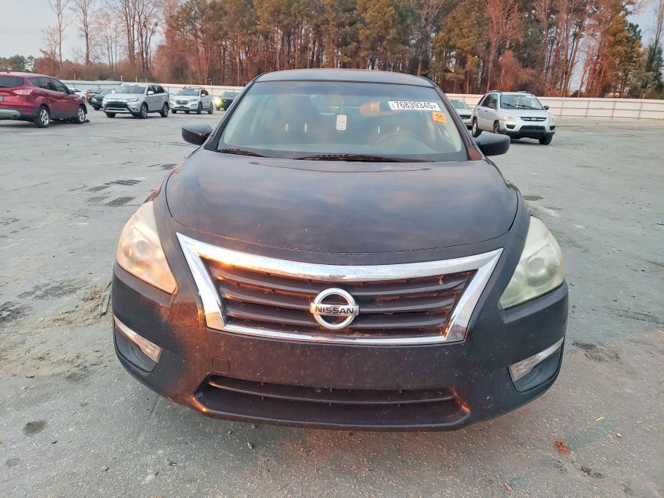 2015 Niss Altima 2.5 s