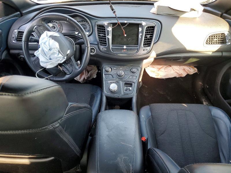 2016 Chrysler 200 s