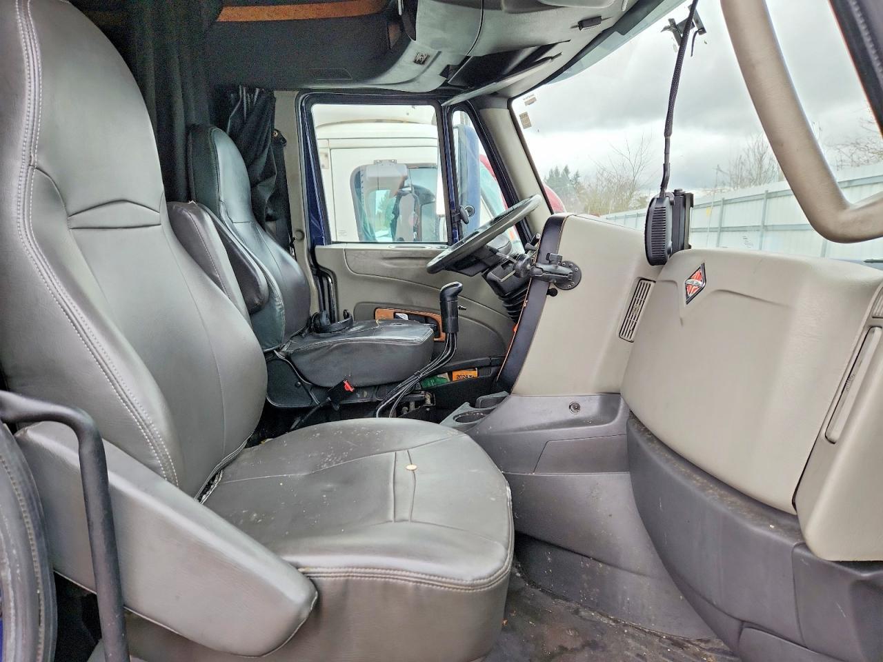 2014 International Prostar Semi Truck