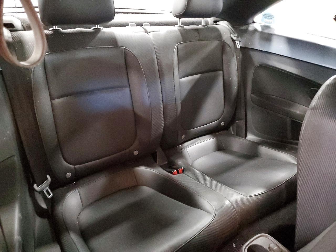 2012 Volkswagen Beetle