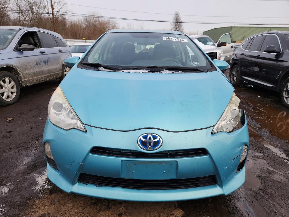 2014 Toyota Prius c
