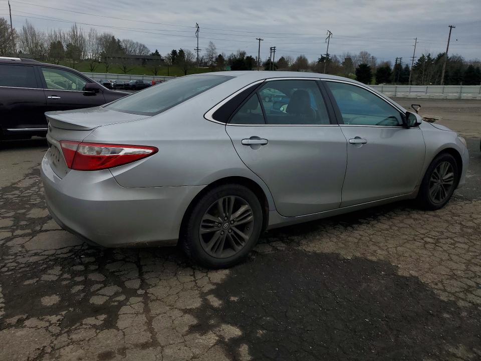 2017 Toyota Camry le