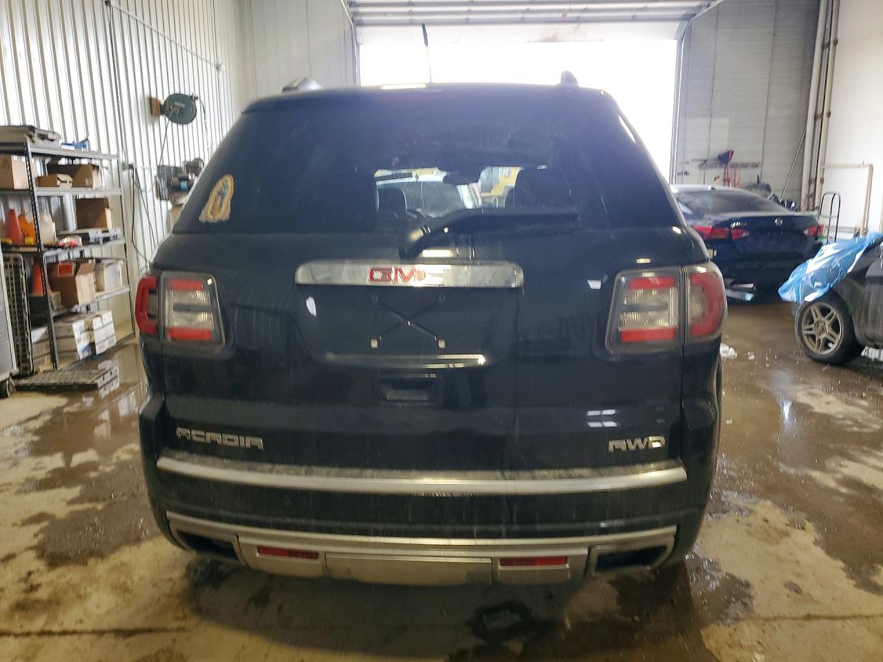2014 GMC Acadia Denali