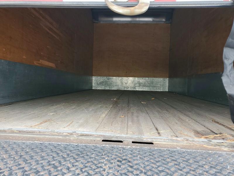 2018 Isuzu NQR BOX Truck