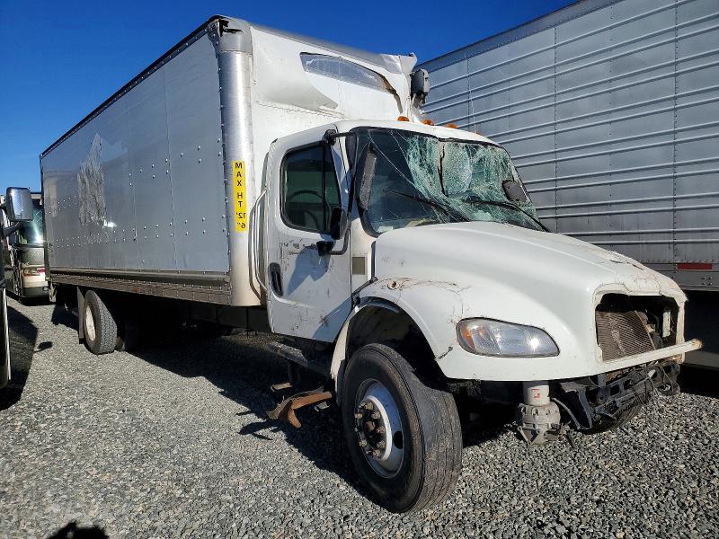 2020 Freightliner M2 106 MED-BOX Truck
