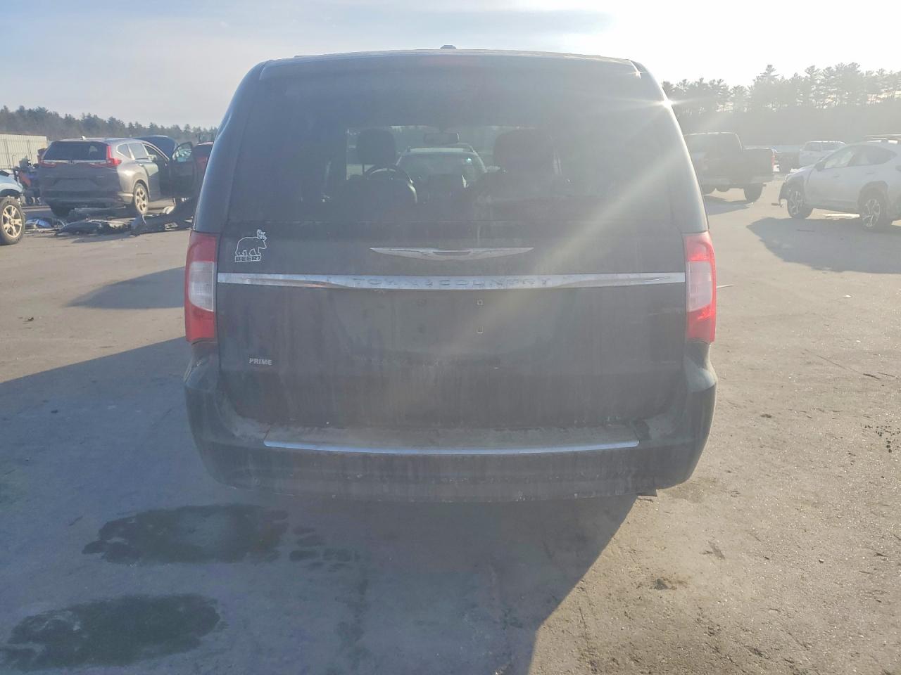 2015 Chrysler Town & Country Touring l