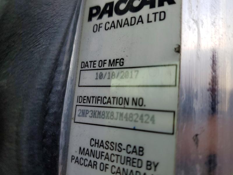 2018 Peterbilt Tractor 2018 Peterbilt 348 BOX Truck