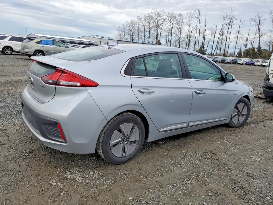 2020 Hyundai Ioniq se