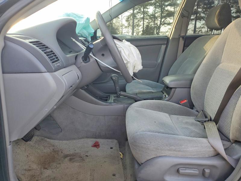 2003 Toyota Camry le