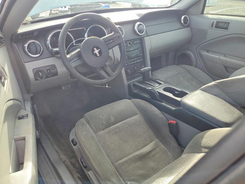 2005 Ford Mustang