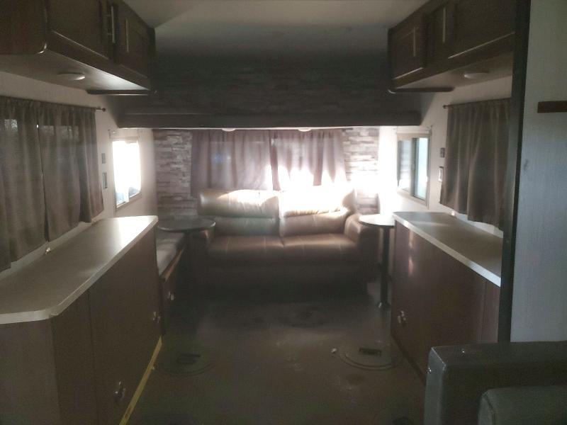2019 5zt2ckecxky001495 Grey Wolf Fish House