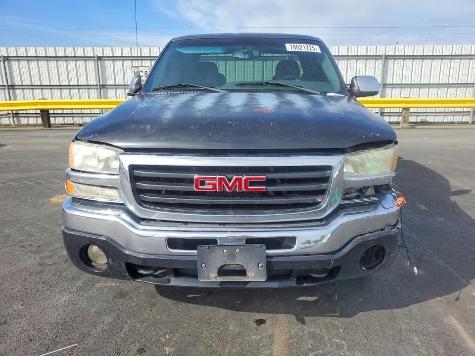 2004 GMC New Sierra C1500
