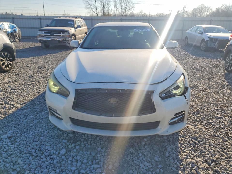 2016 Infinity Q50 Base