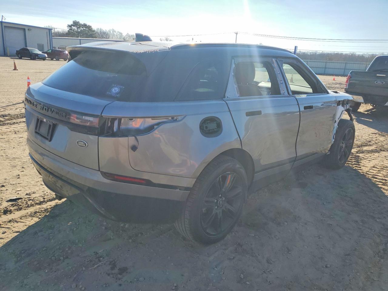 2022 Land Rover Range Rover Velar R-dynamic s