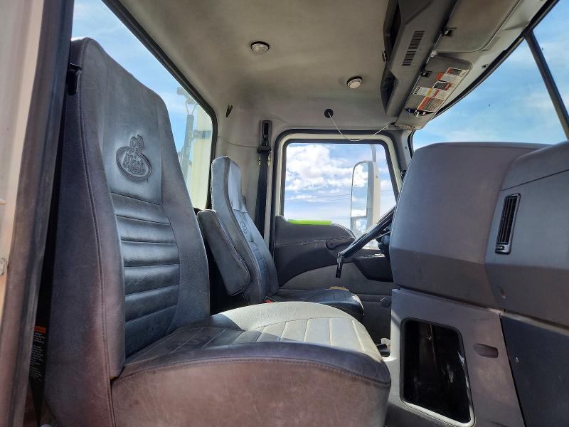 2014 Mack Cxu613 Semi Truck