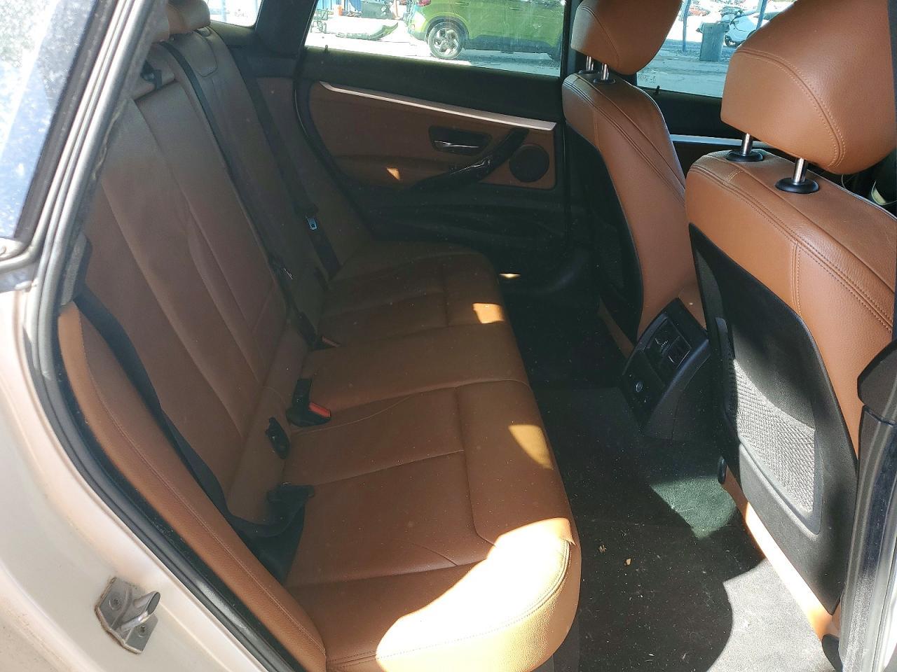 2017 BMW 330 Xigt