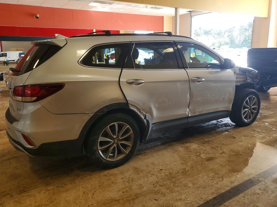 2018 Hyundai Santa fe se
