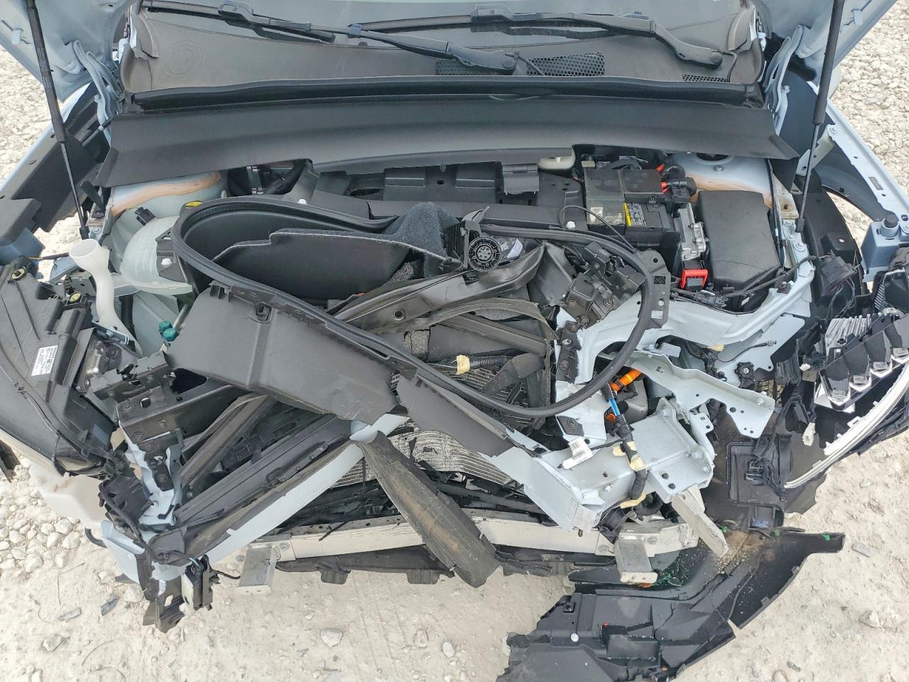 2024 Volvo C40 Recharge Plus