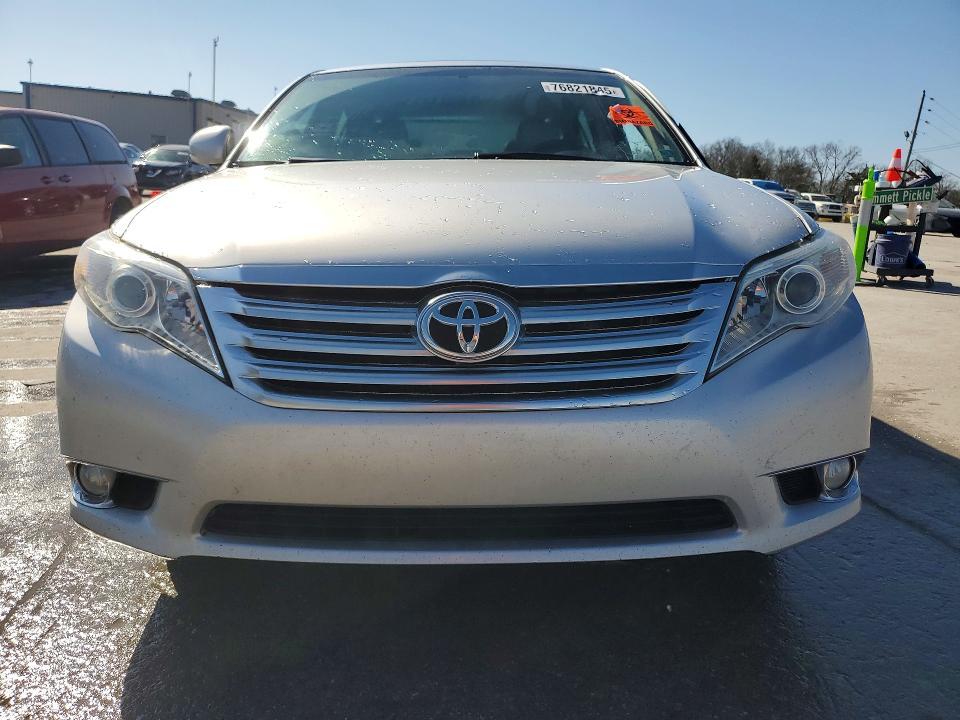 2011 Toyota Avalon Limited