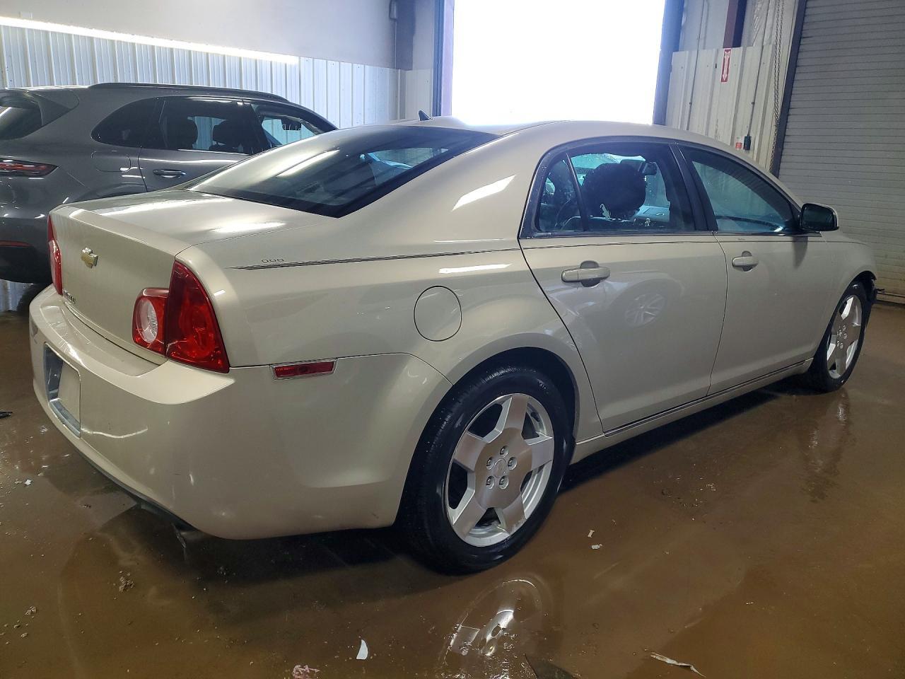 2010 Chevrolet Malibu 2LT