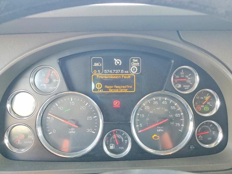 2017 Kenworth Construction T680