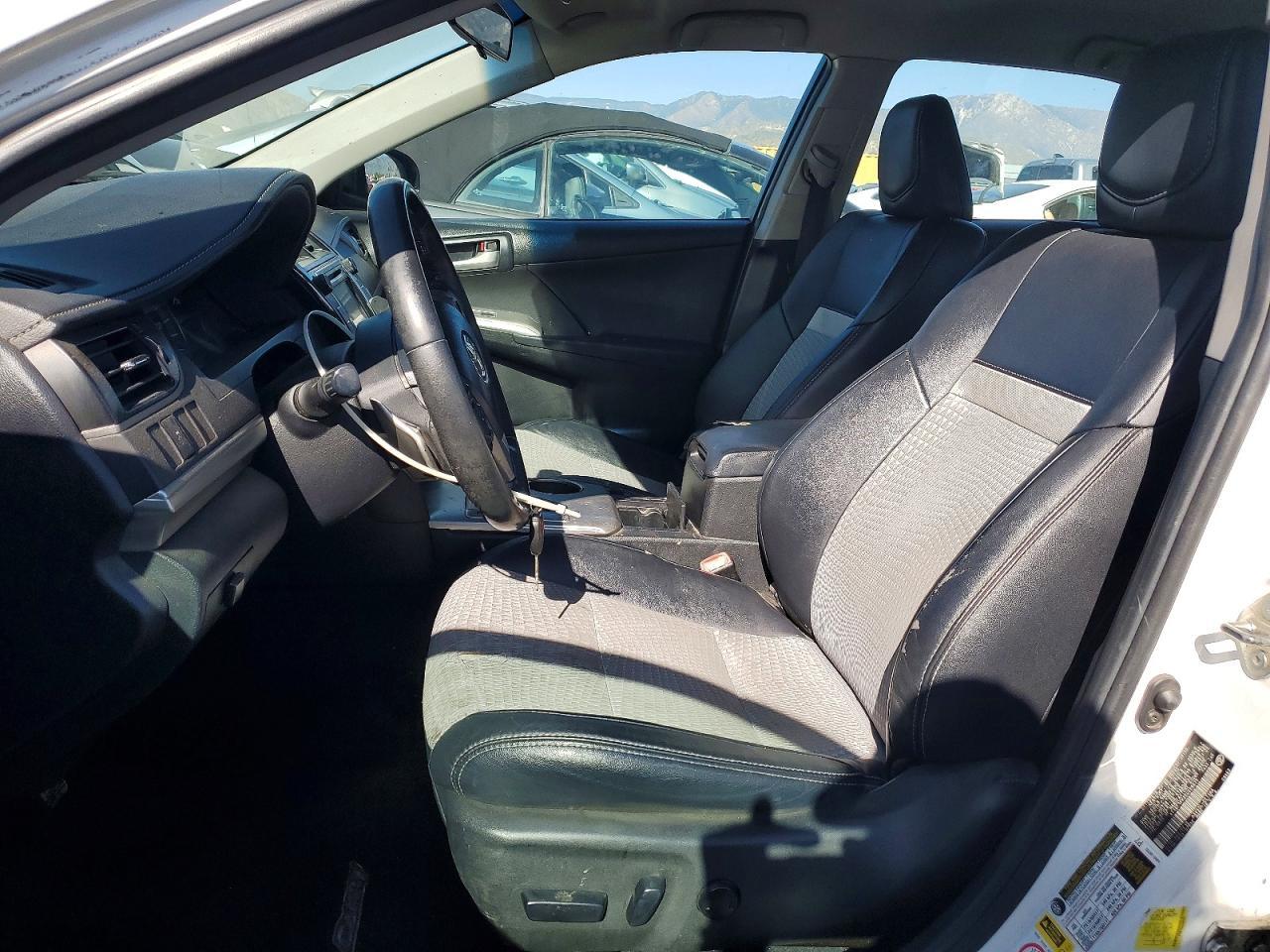 2013 Toyota Camry l