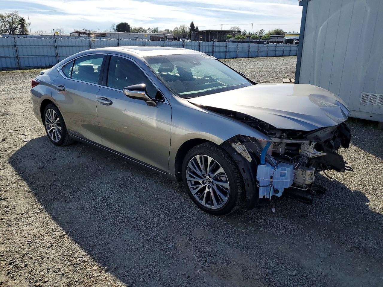 2020 Lexus Es 300h Base