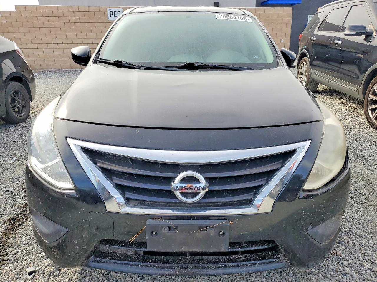 2015 Nissan Versa s