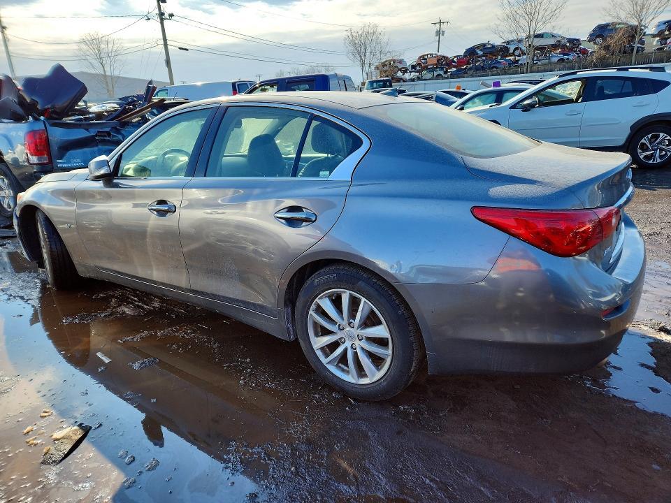 2015 Infiniti Q50 Base