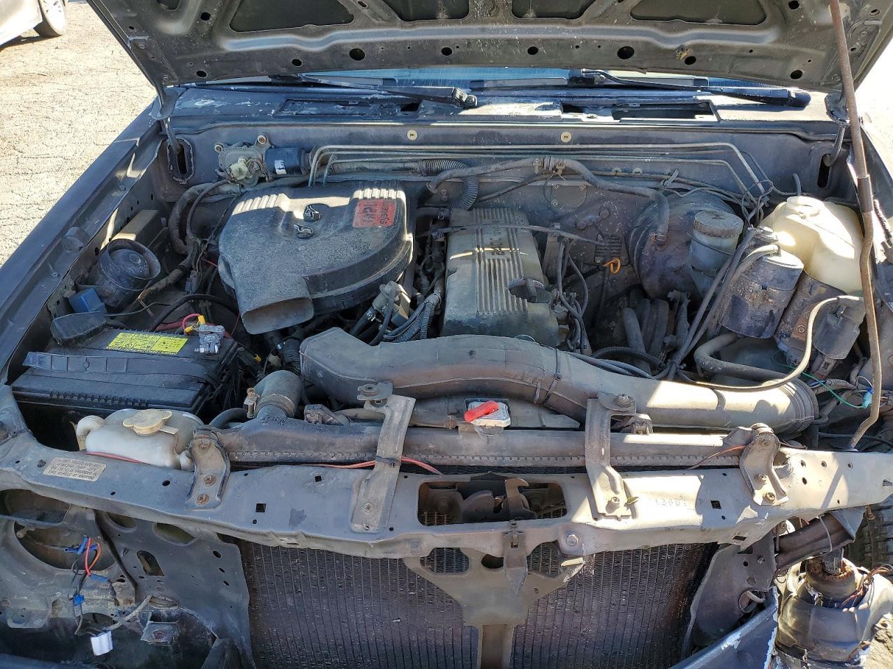 1990 Nissan Truck Base
