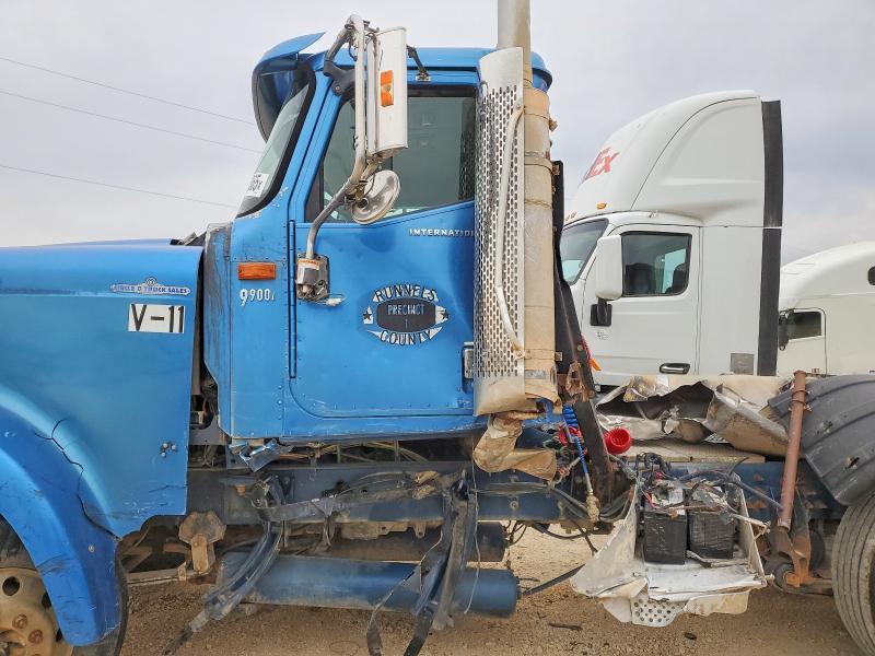 2006 International L9327 Semi Truck