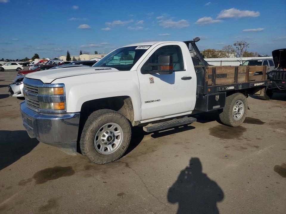 2015 Chevrolet Silverado Flatbed Truck