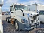 2015 Freightliner Cascadia Semi Truck