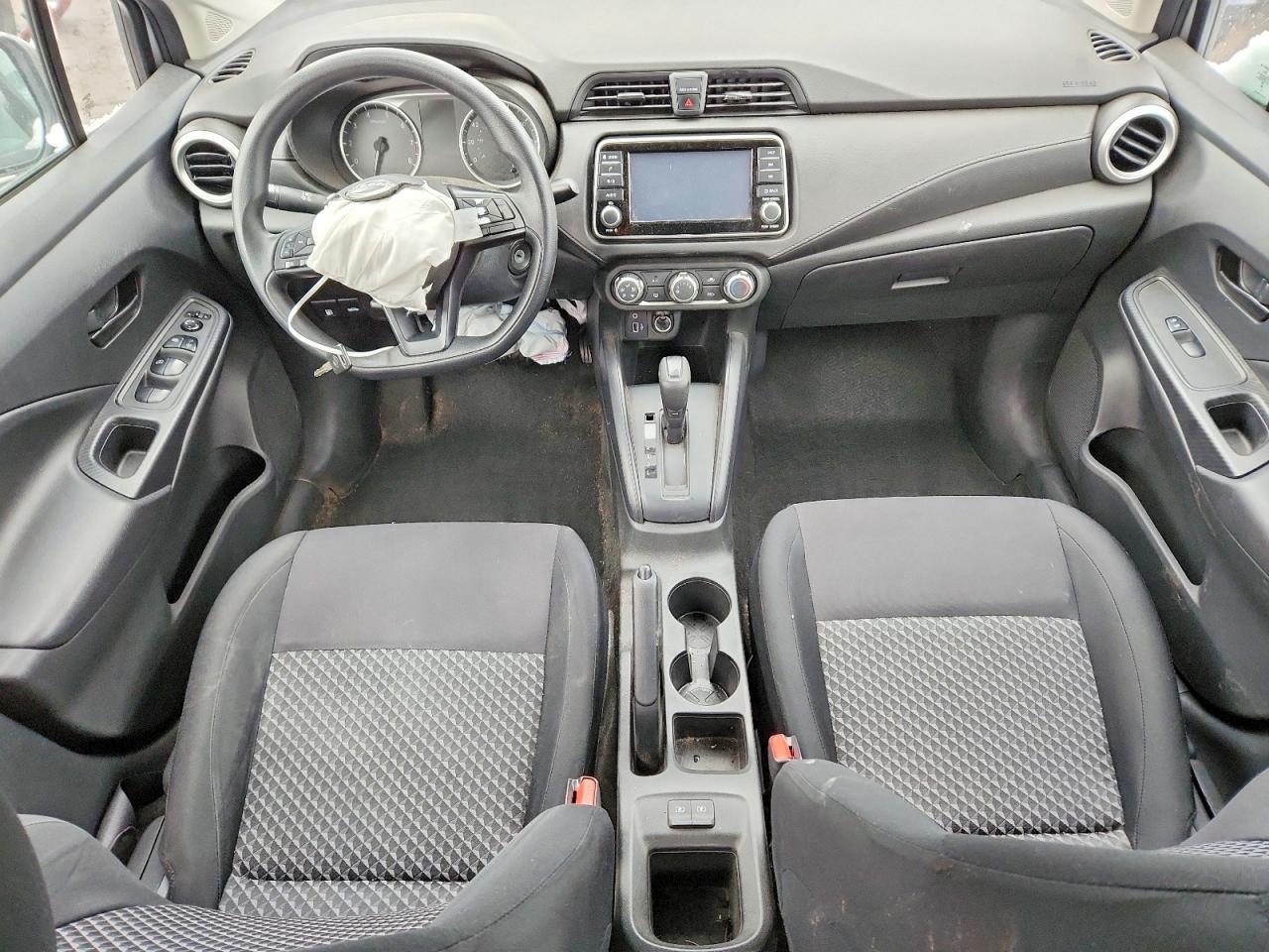 2023 Nissan Versa s