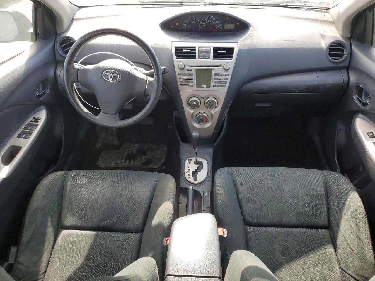 2010 Toyota Yaris