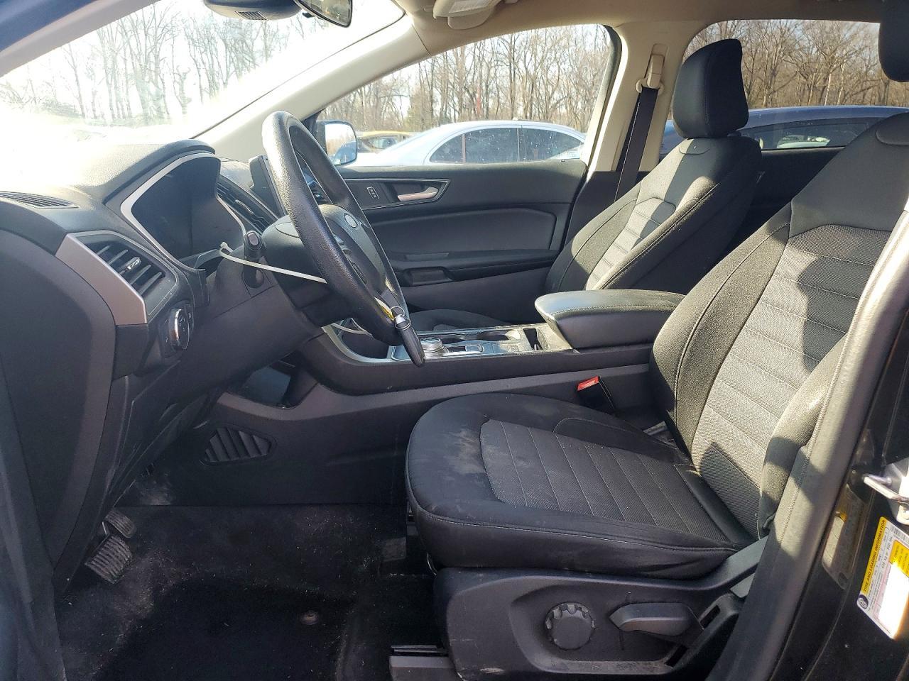 2021 Ford Edge se